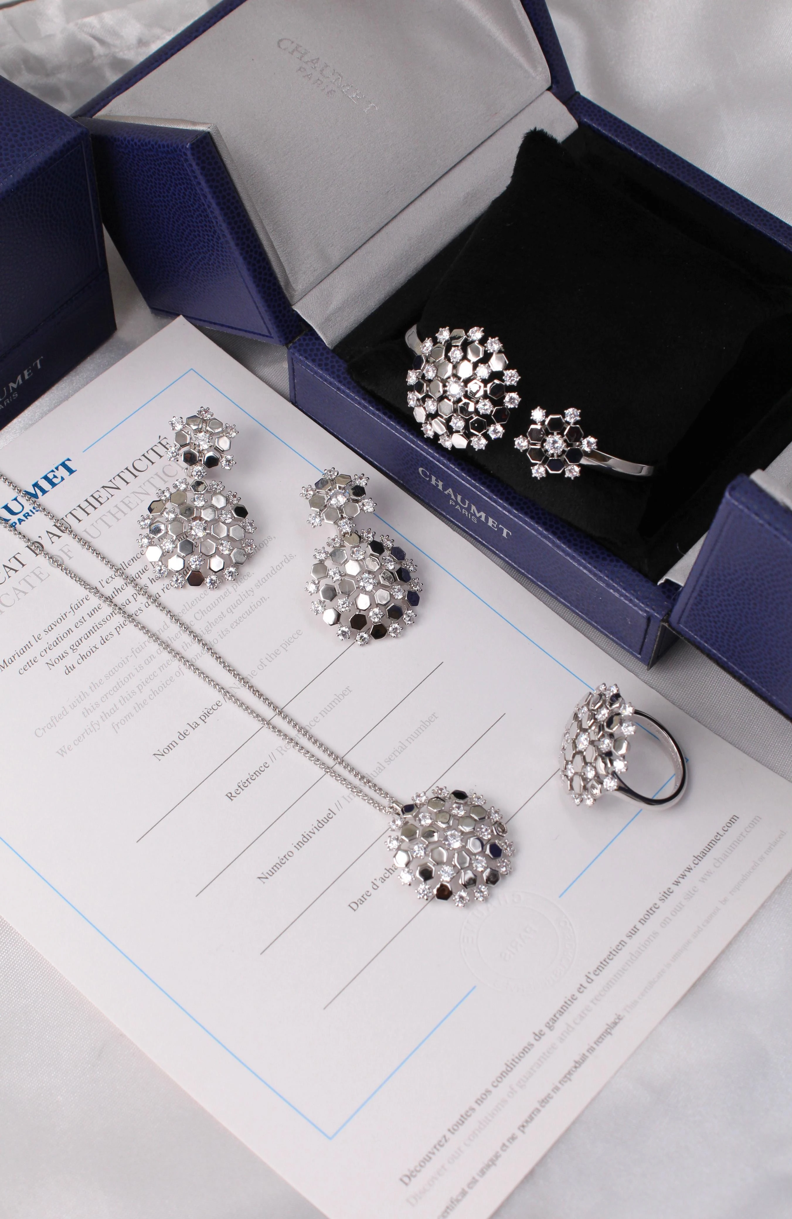 Chaumet brilliant-cut — view 3