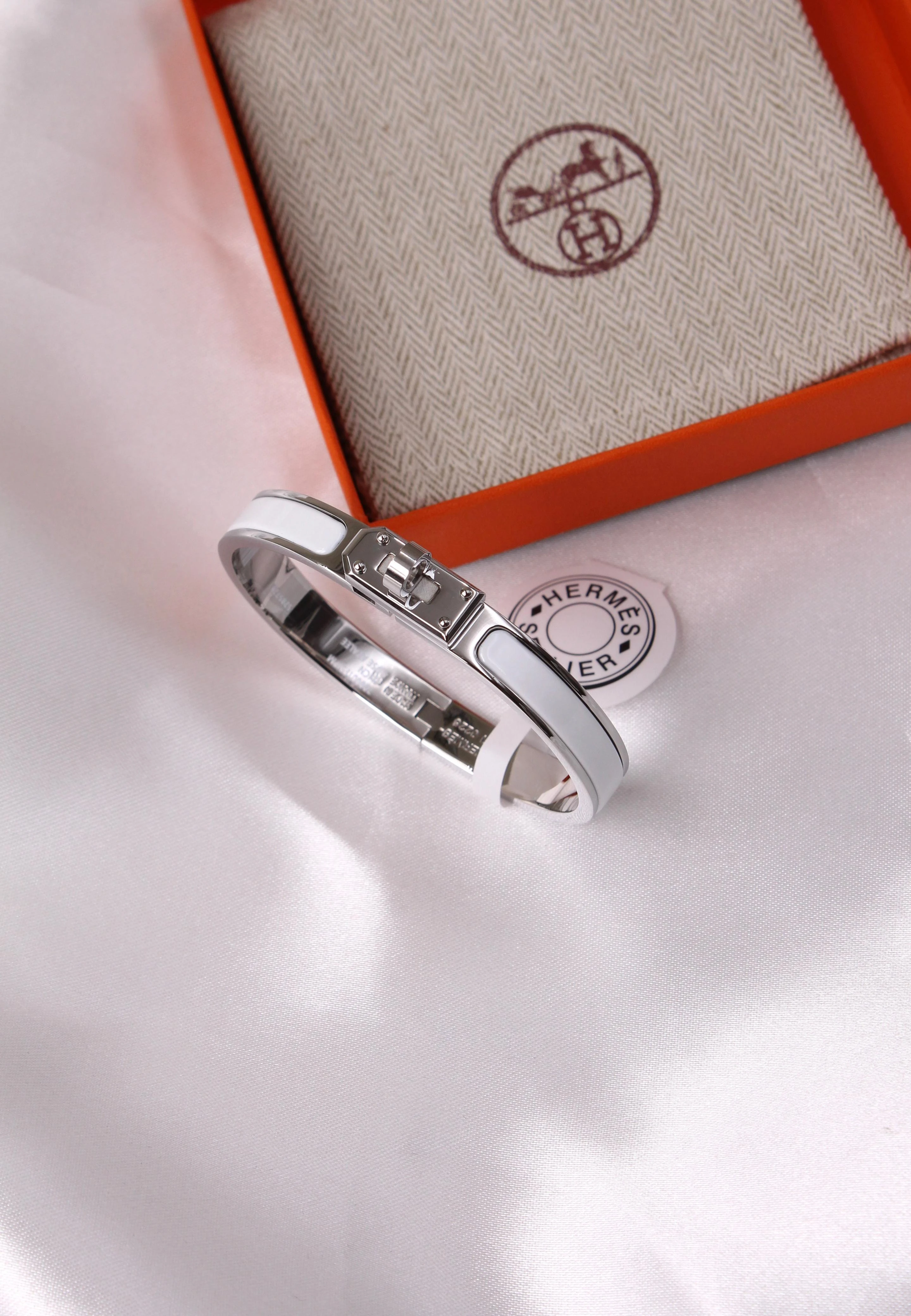Hermes Mini Clic Kelly bracelet — view 15