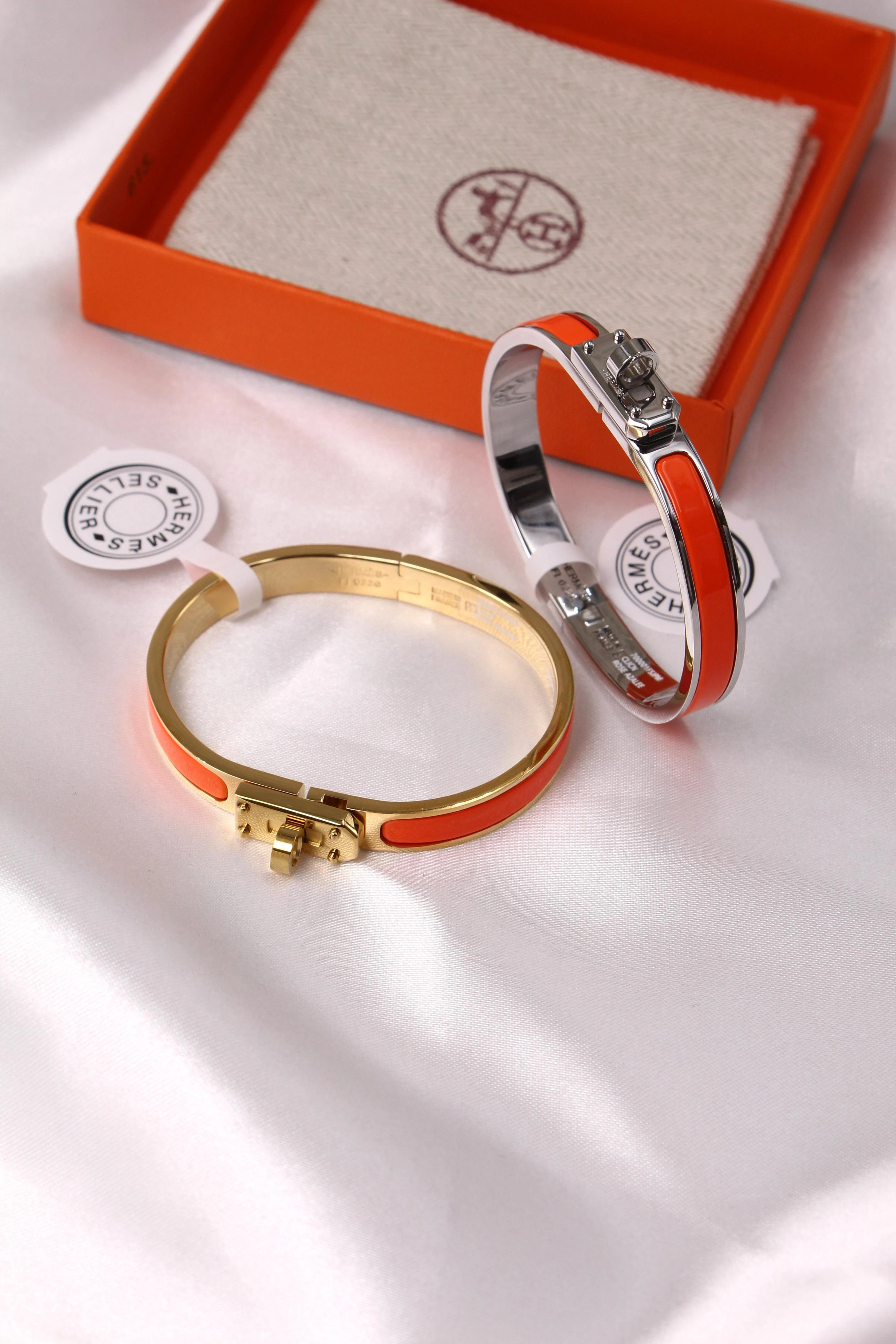 Hermes Mini Clic Kelly bracelet — view 21