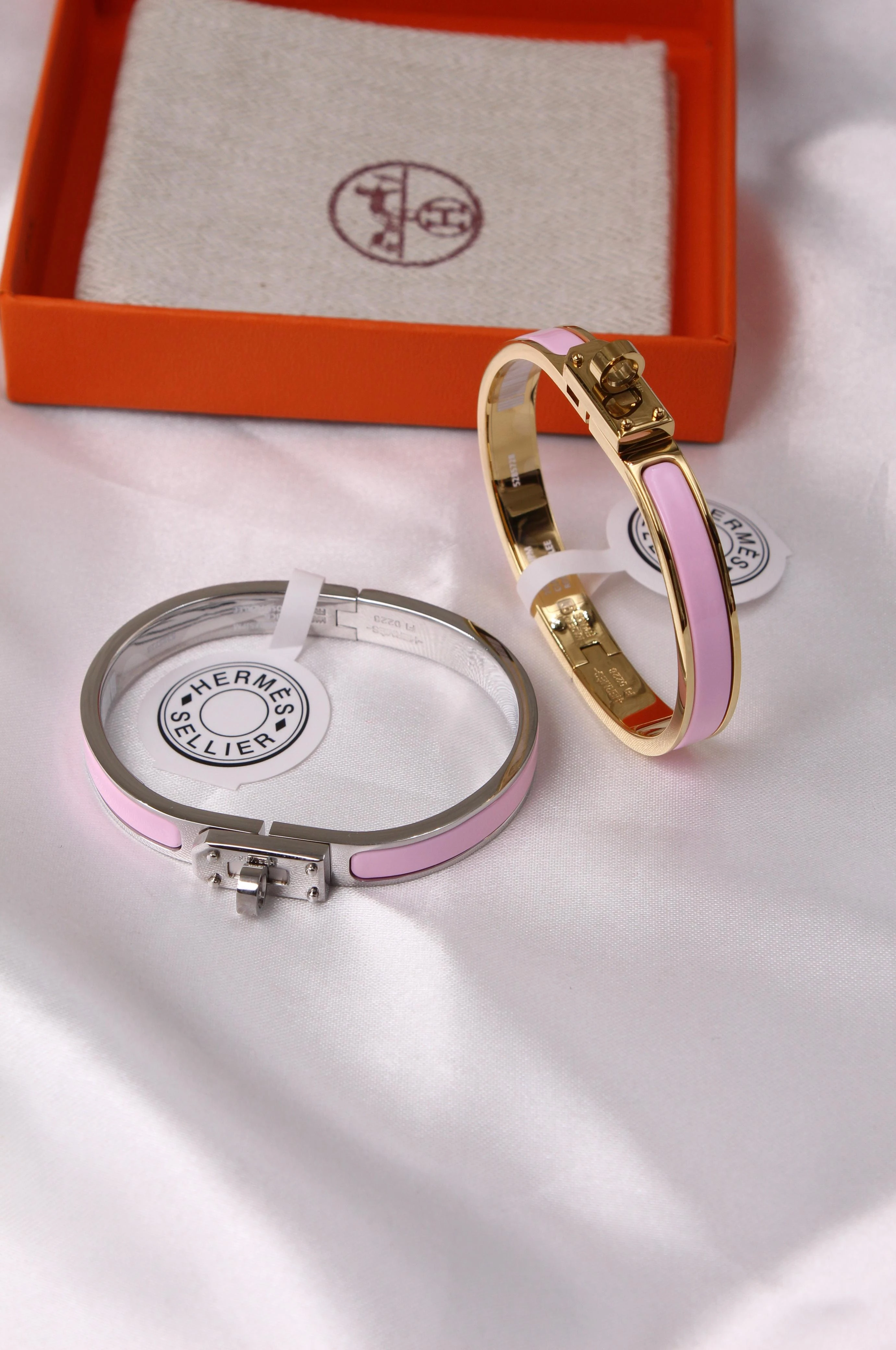 Hermes Mini Clic Kelly bracelet — view 4