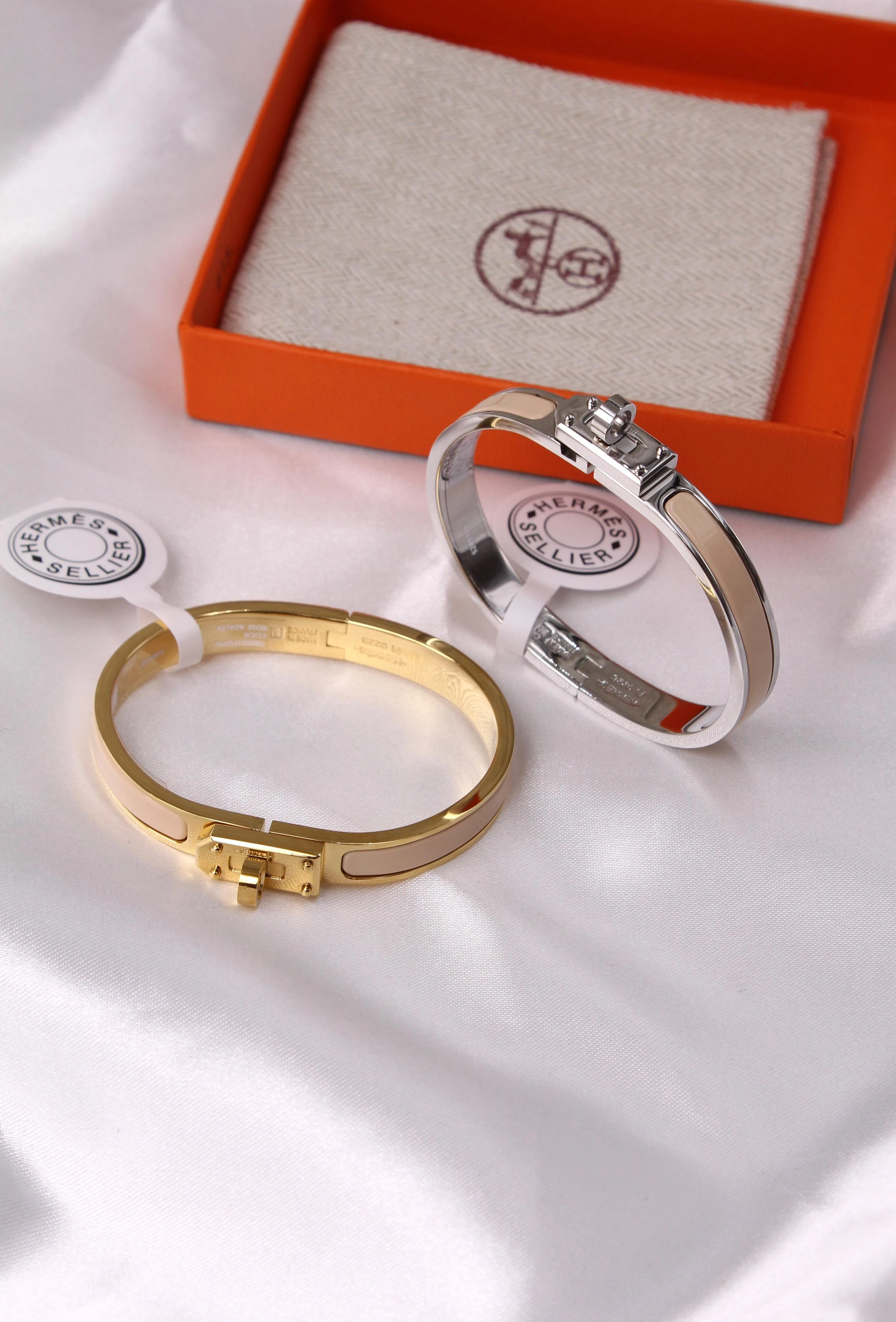 Hermes Mini Clic Kelly bracelet — view 7